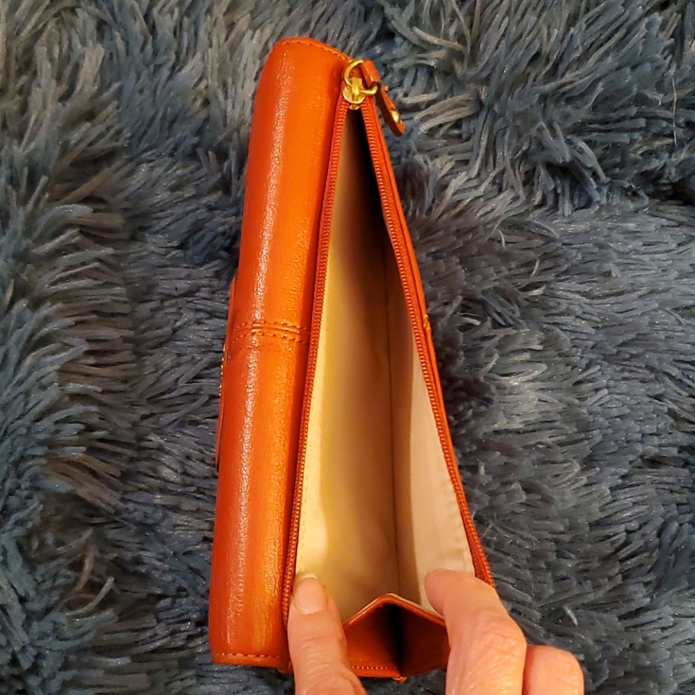 Coach Wallet - Picture 11 of 11